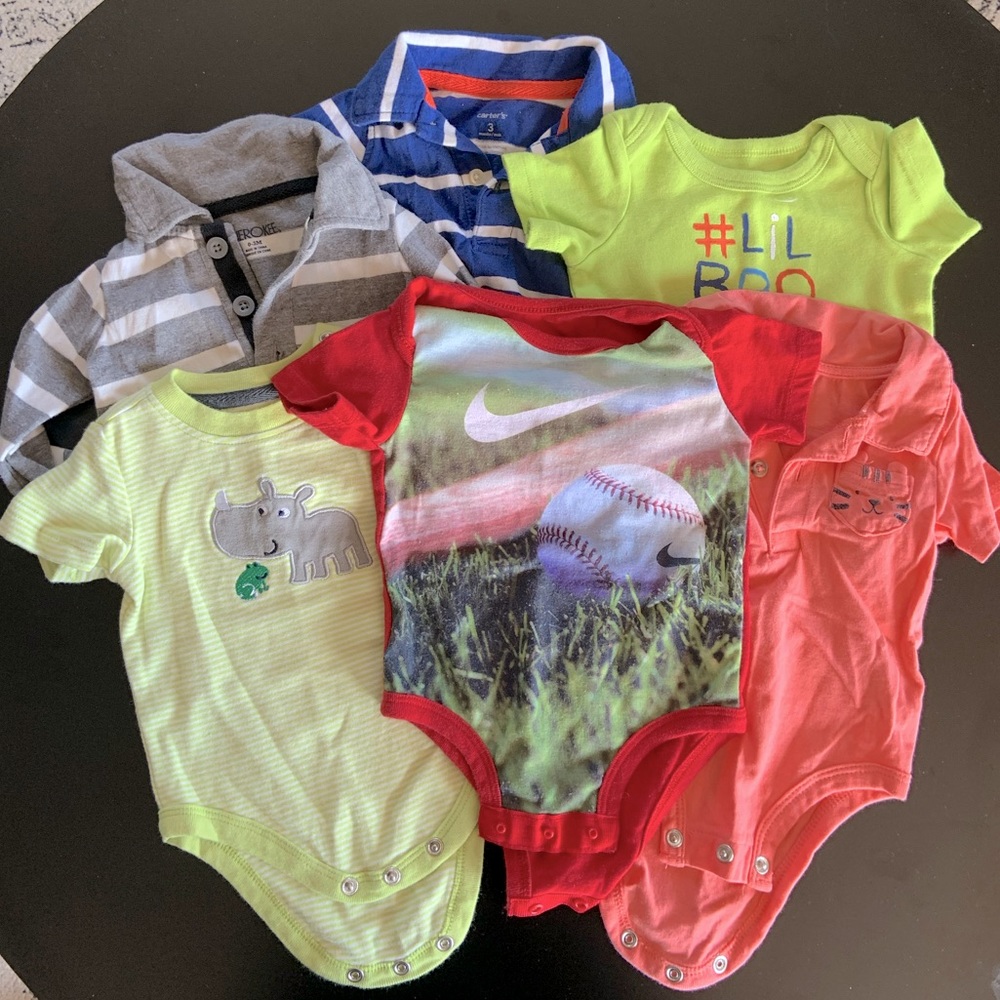 0-3 Month Lot of Baby boy onesies